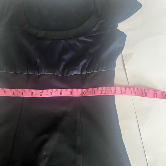 DIANE VON FURTENBERG EXCLUSIVELY FOR Neiman Marcus Black and Navy Dress - Picture 10 of 12